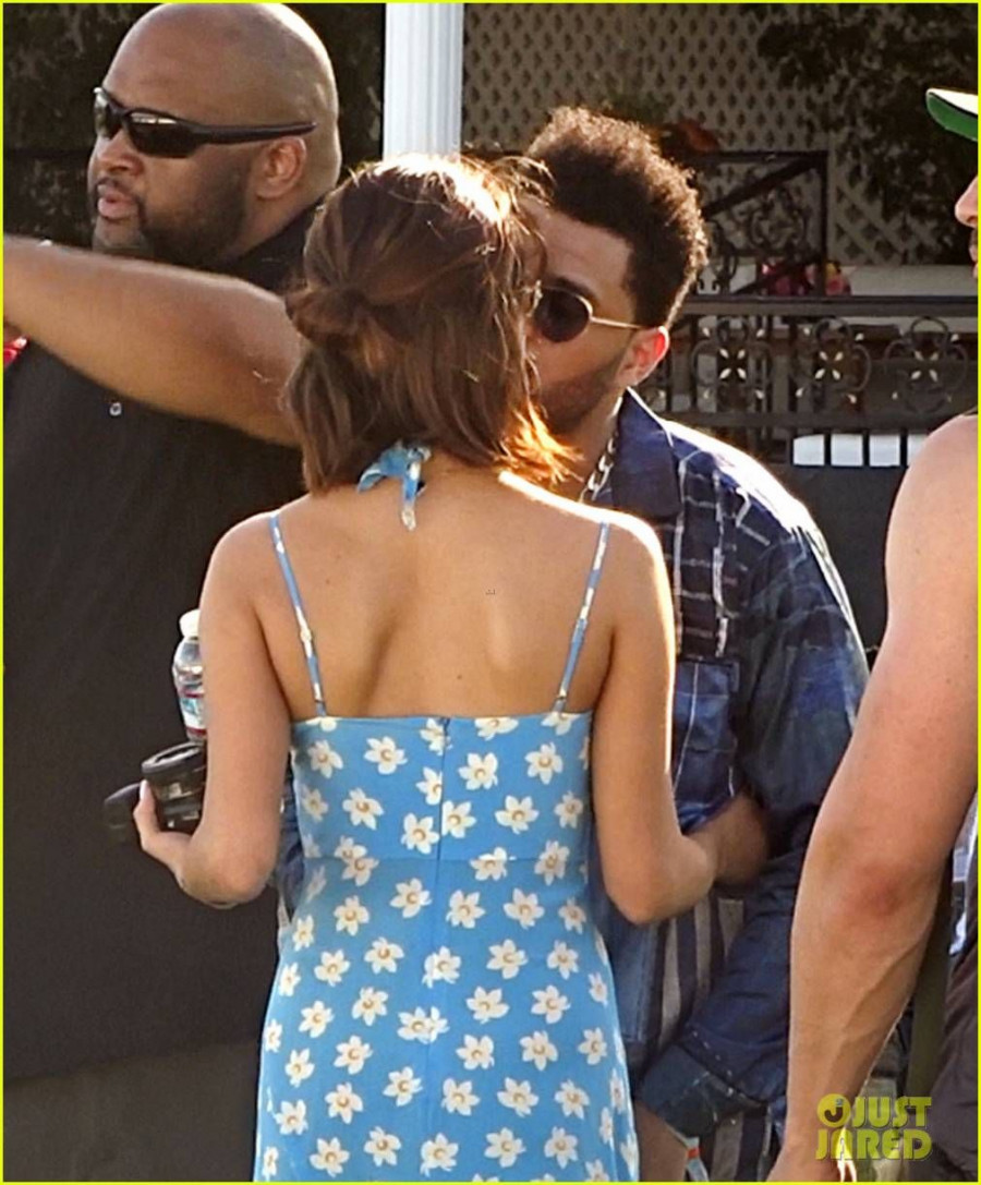 selena gomez the weeknd share kiss day two coachella 01