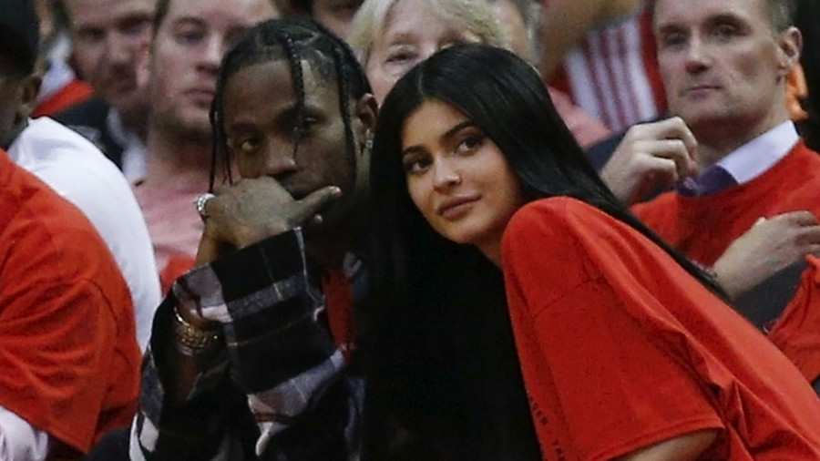 1242911076001 5412275590001 hulu kylie jenner travis scott 042617