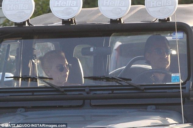 41C6E93400000578 0 image a 24 1498571662848