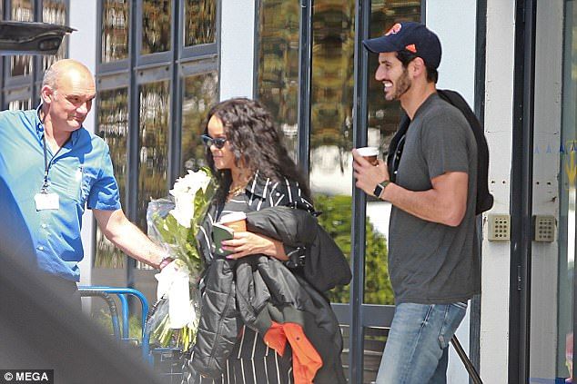 41D7E9D500000578 4653632 image a 1 1498810692238