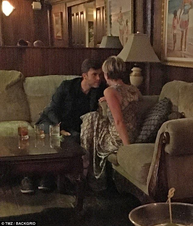 4208980C00000578 4665158 image a 1 1499212720847