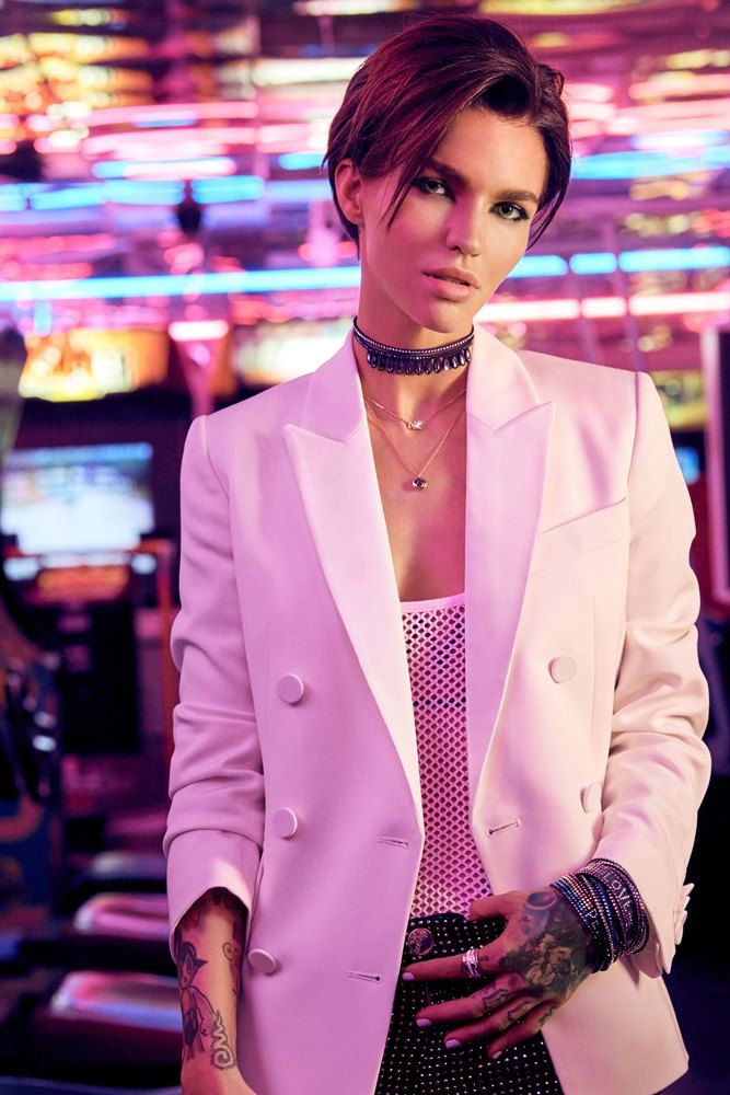 RUBY ROSE GAMING IN THE CITY 4