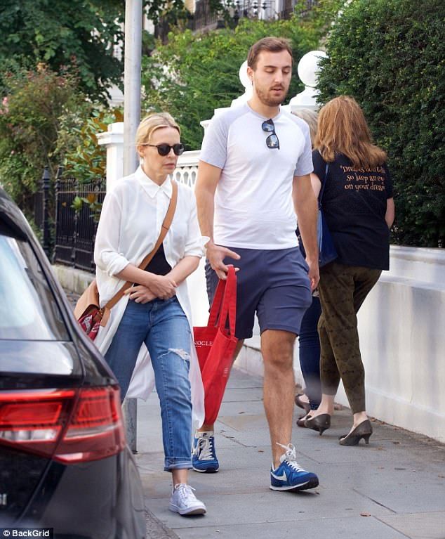 43F57FAD00000578 4857260 image a 36 1504689604532 copy