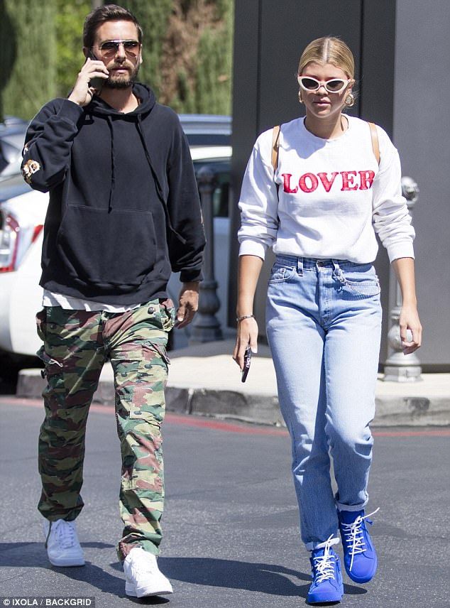 4440023600000578 4882556 image a 2 1505355029865