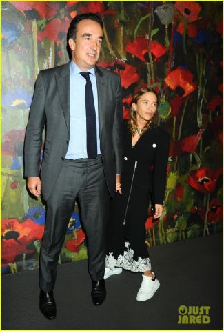 mary kate olsen olivier sarkozy rare appearance 01