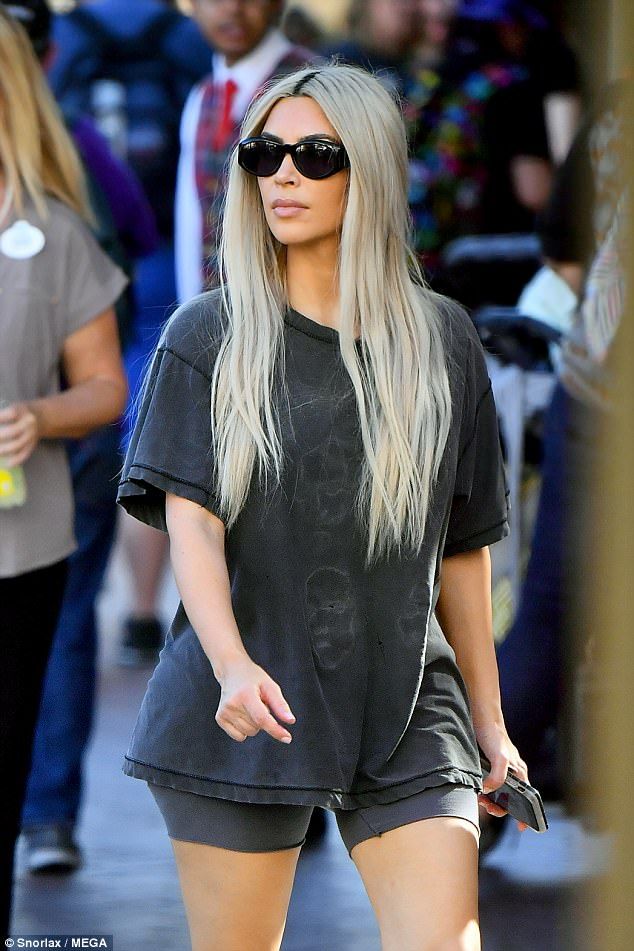 45AABC0000000578 5017841 image a 10 1508961623817