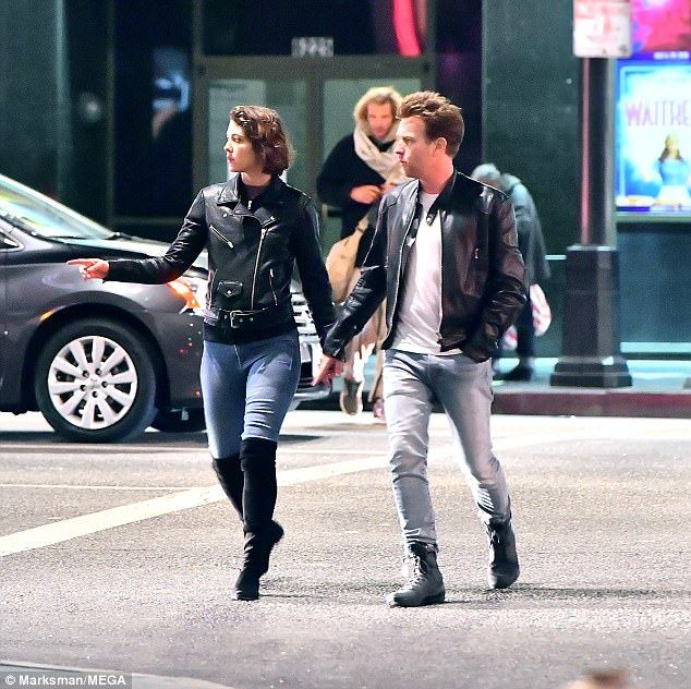 464315CD00000578 0 image a 8 1510508255465