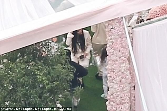 4649B8E700000578 5078719 image a 5 1510604437871