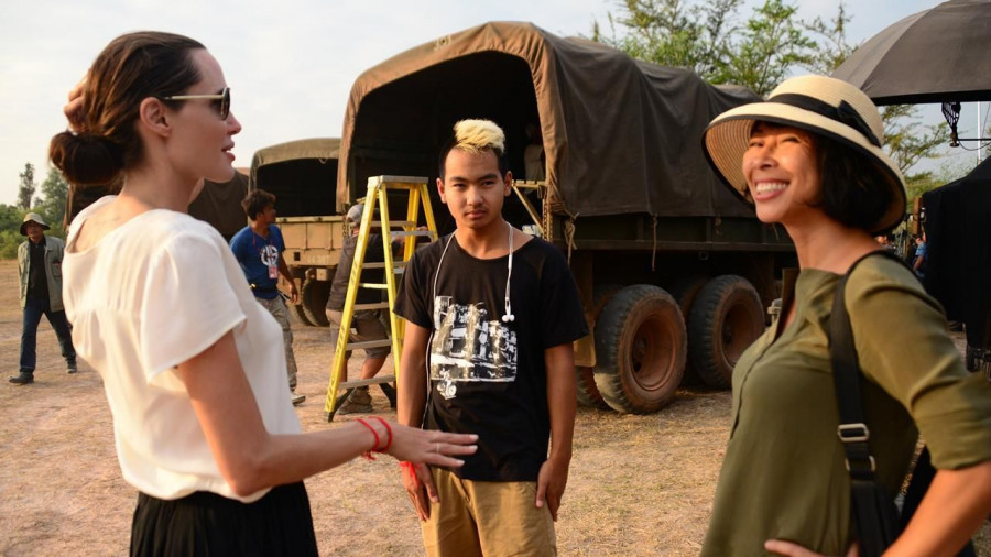 1268258 jolie2 500100