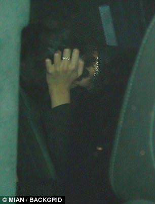 4751DDBB00000578 0 image a 6 1513244310932