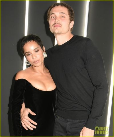 zoe kravitz boyfriend karl glusman couple up at ysl beauty paris fw party 08