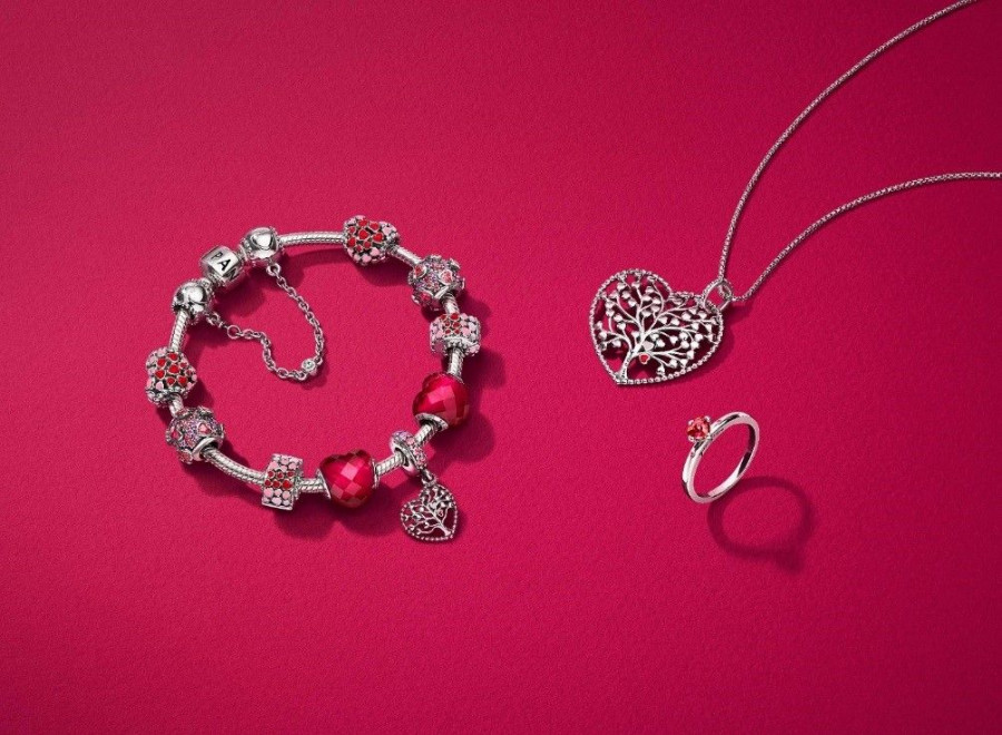 pandora agiou valentinou 4