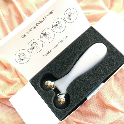 the body shop twin ball revitalitas facial massager 48735482baeb EH9Gx1 2