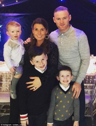 493BE5BB00000578 0 image a 45 1518679756432