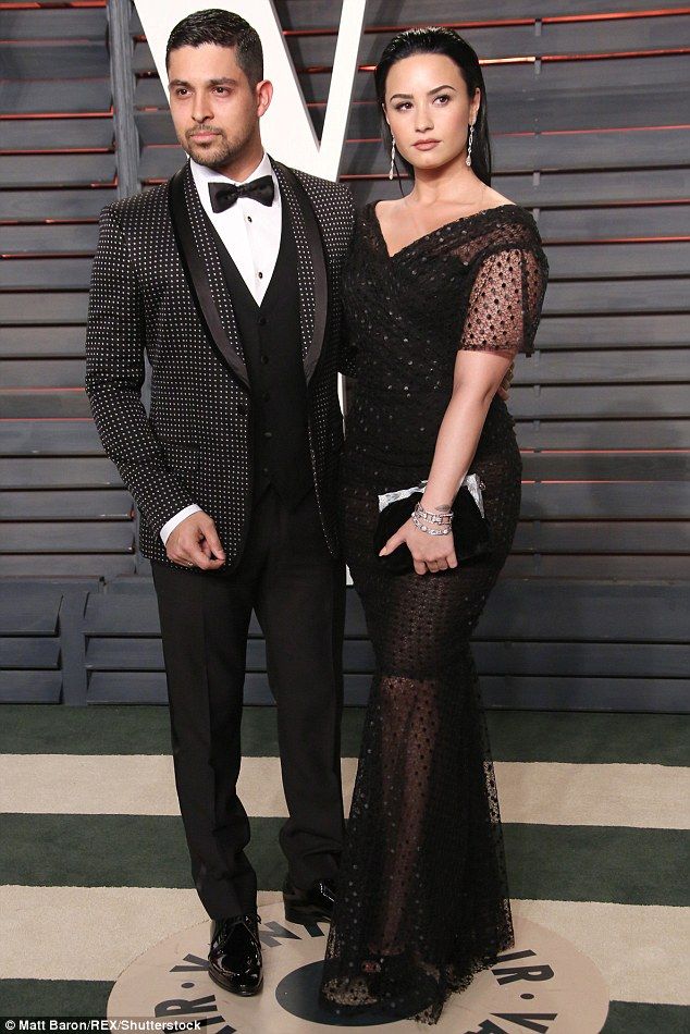 499624FB00000578 0 image m 75 1519583918249