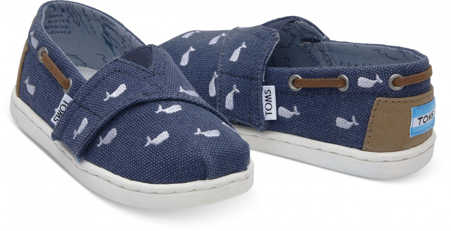 TOMS KIDS WashedCanvasEmbroideredWhaleTinyBimini S1
