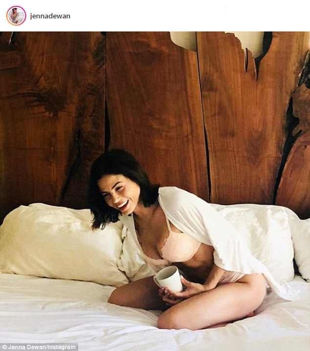 4B4BEA8600000578 0 image m 29 1524101157465