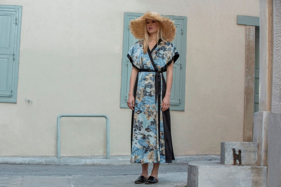 Roses Are Red CAMPAIGN 17