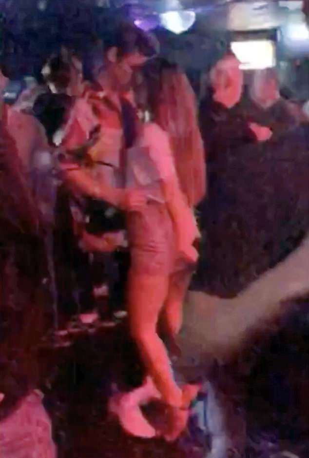 4D304ED600000578 5841195 image m 127 1528921666784