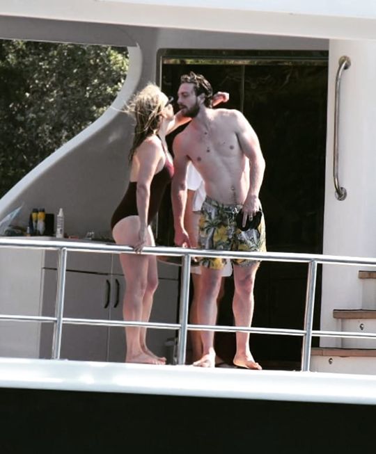 38197389 10215861454545855 6311042446734131200 n