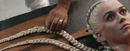 1503818758 katy perry cut off hair