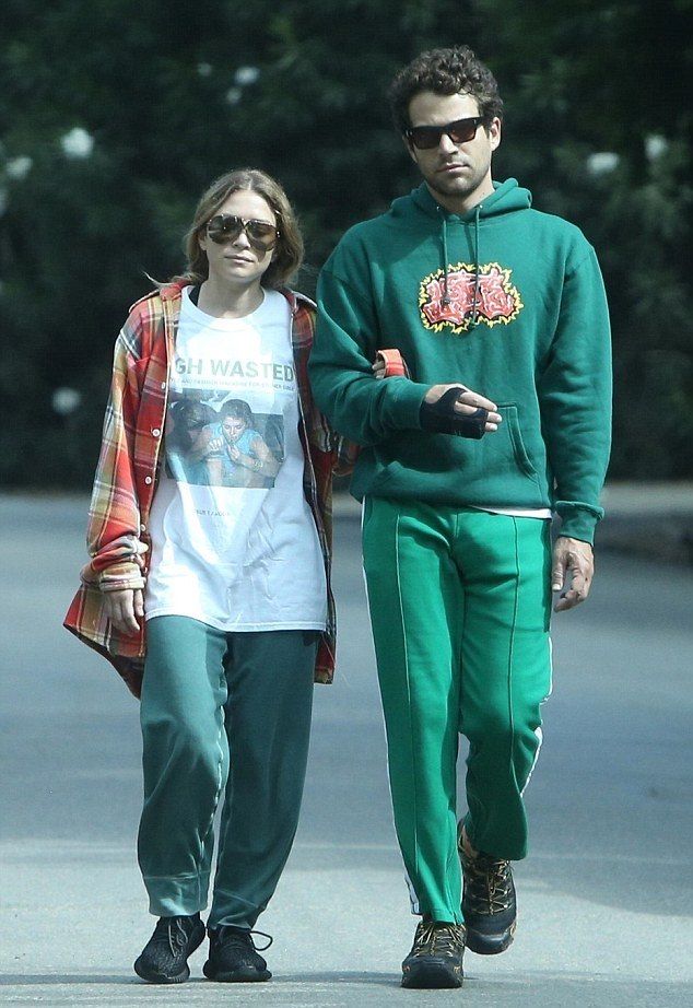 4F78AF7200000578 0 image m 6 1535592687289