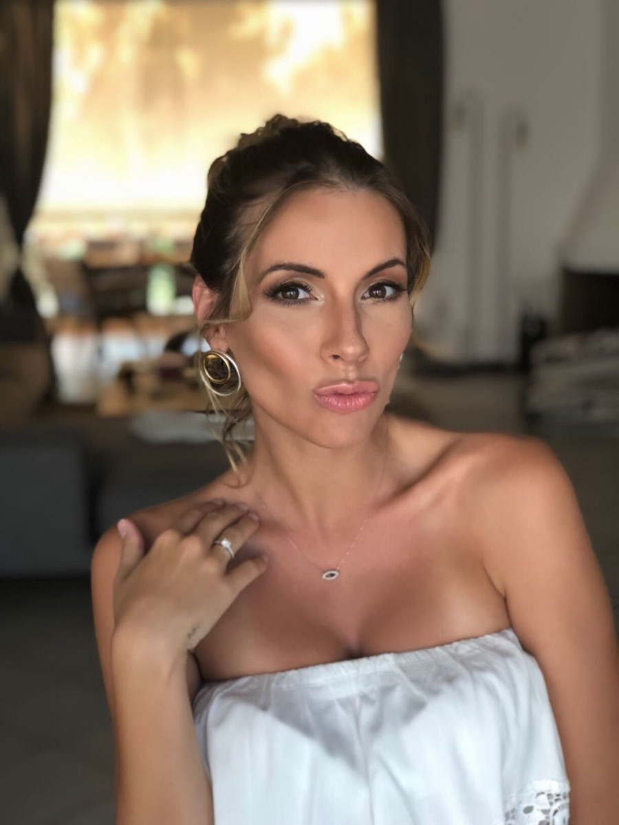 maria louiza vourou gamos 4