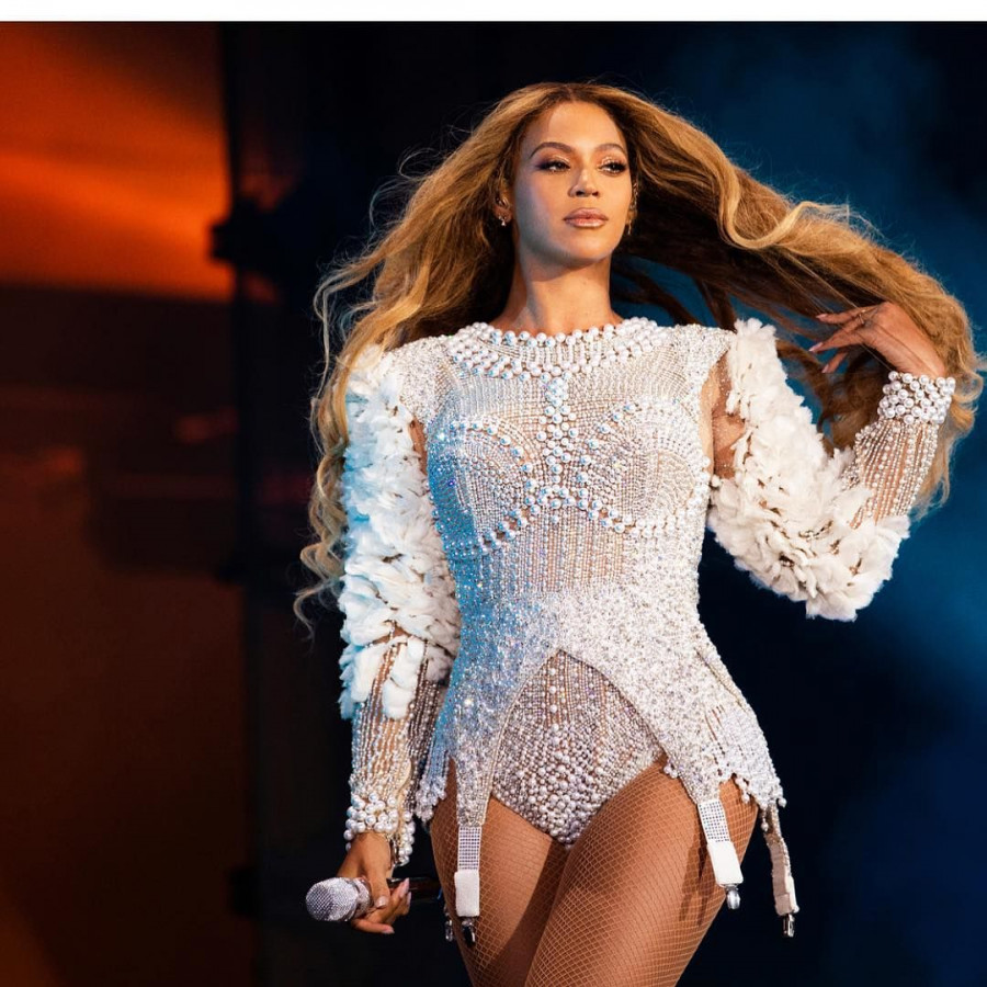 beyonce nea mallia 3