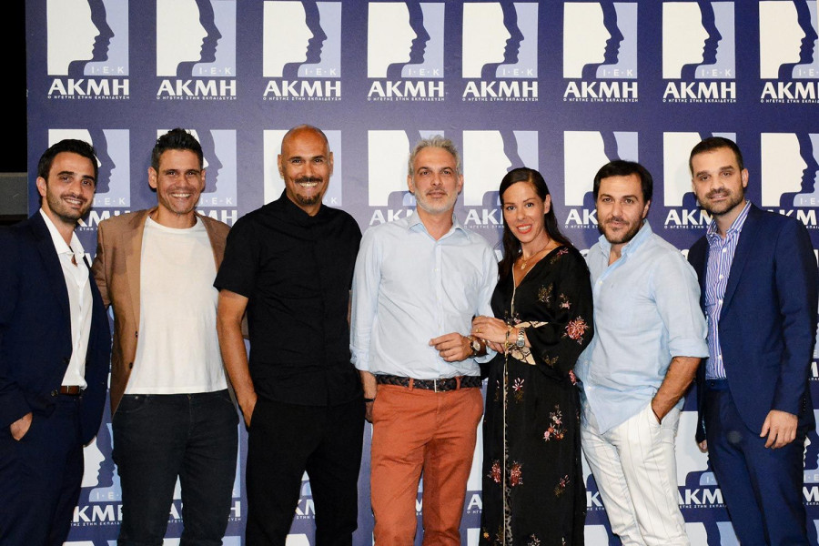 ΚΕΝΤΡΙΚΗ ΦΩΤΟΓΡΑΦΙΑ