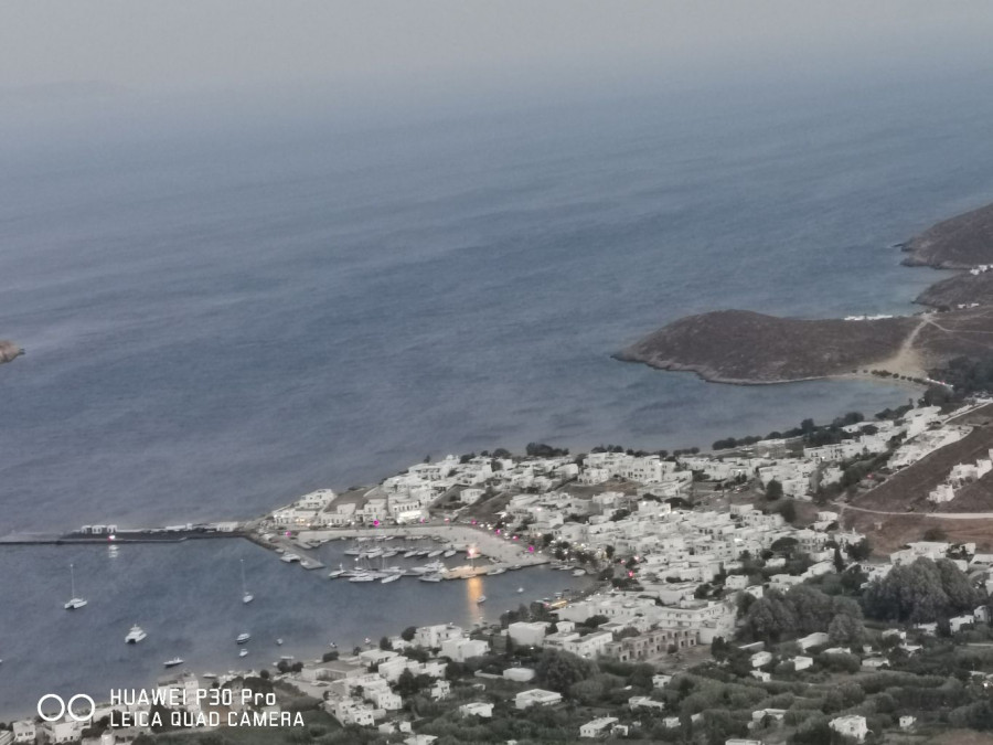 chora serifou thea zoom