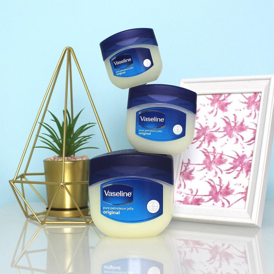 vaselineuk 67405605 344825216401643 3333974346551732038 n