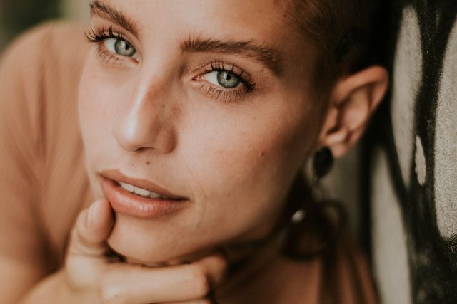 λιγοτερο μεικ απ