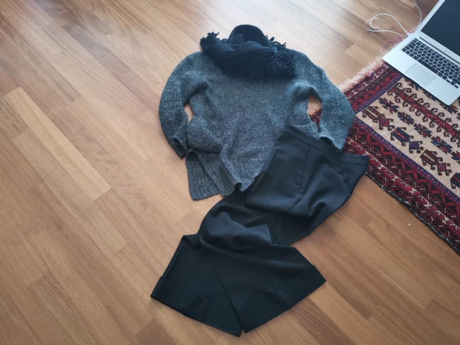 pulover loose panteloni salamoura