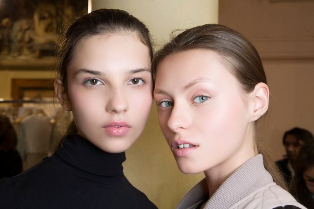 afydatwmeni epidermida