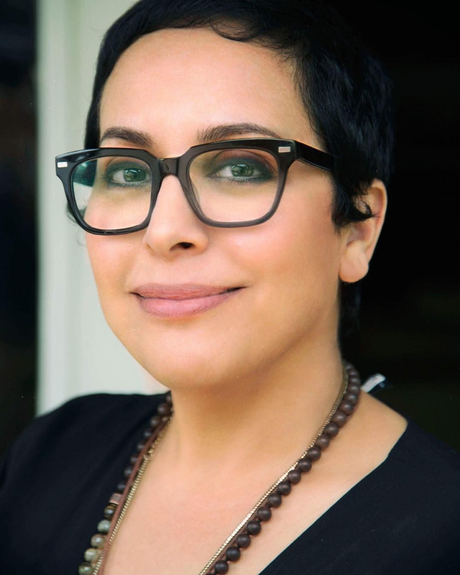 angela levin apokleistiki sinentefksi57