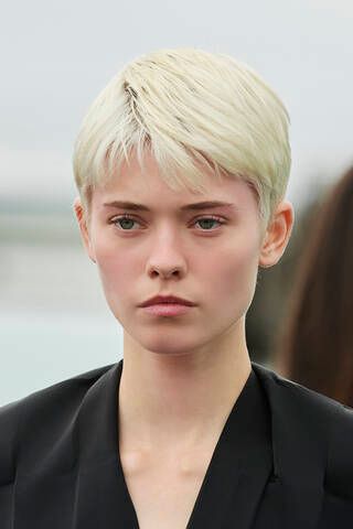 pixie cut mesaiou mikous