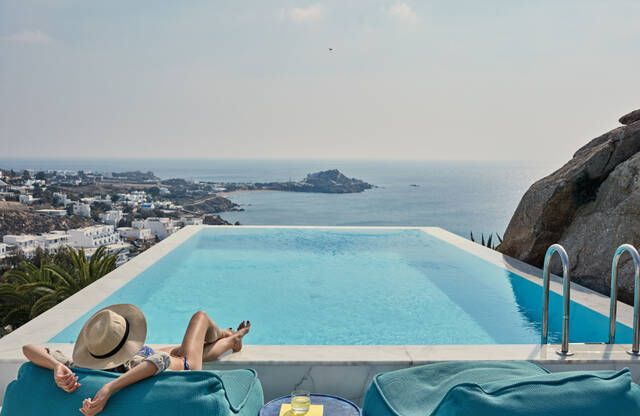 myconian advertorial eswteriko 1000