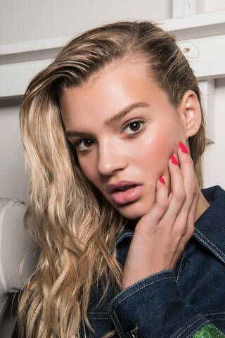 molivi mation gia kastanes