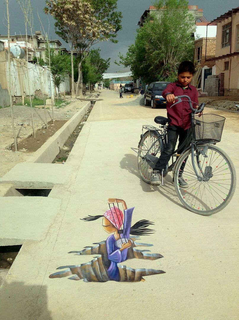 Shamsia Hassani Afghanistan2