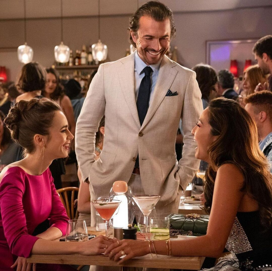 emily in paris fashion season2 3