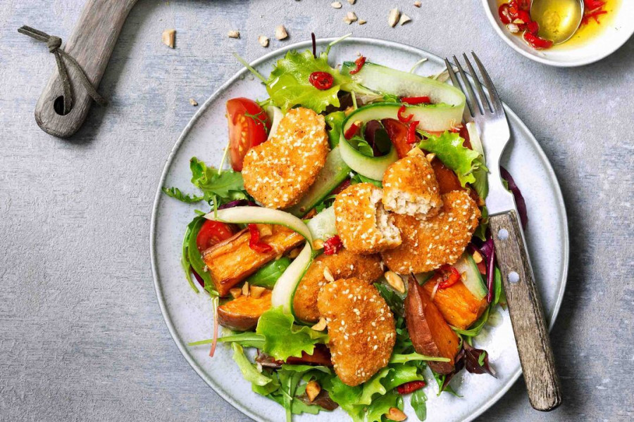 13290 Nestle GG Nuggets roastedSweetPotato mealSalad 2600x1733