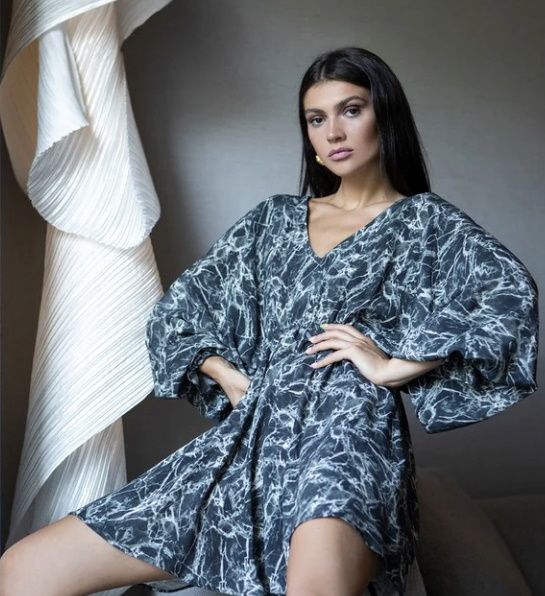 v neck dresses curvy9