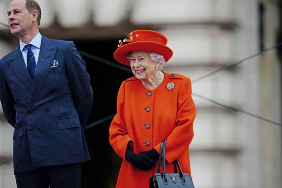 queen elizabeth illness8 2 copy