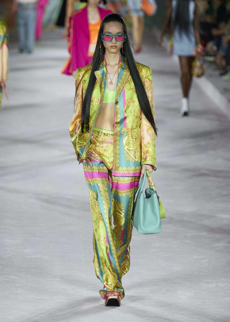 milan fashion week versace10