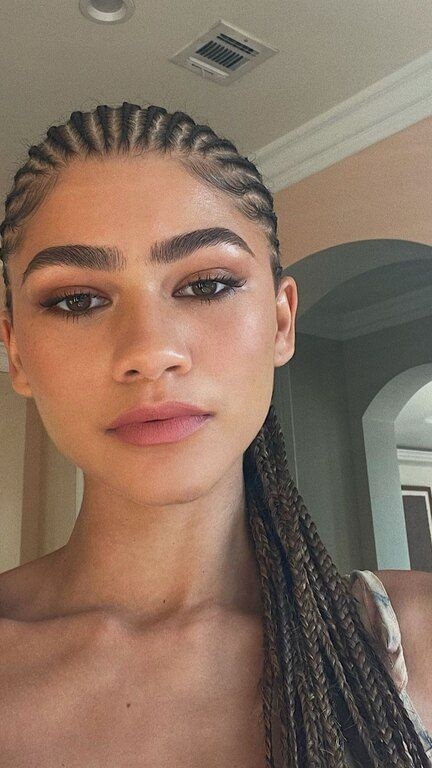 zendaya.jpg