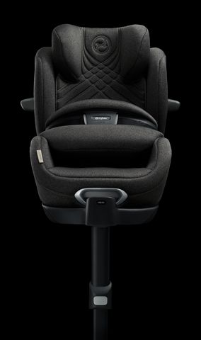 CYB 21 AnorisT EU CampaignImage 12 BeautyShot Front Hero LSP open screen standard