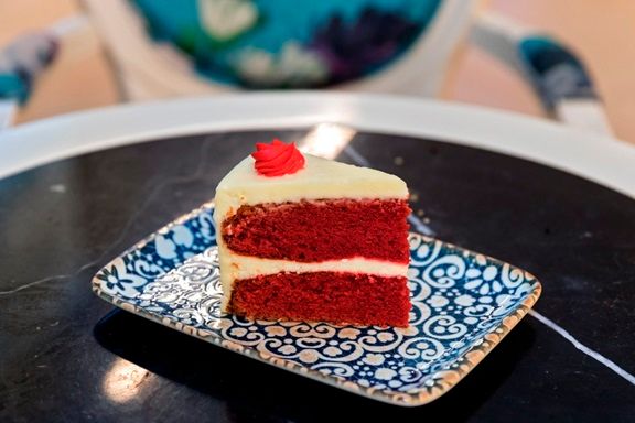 GOLDEN HALL Petite Fleur2