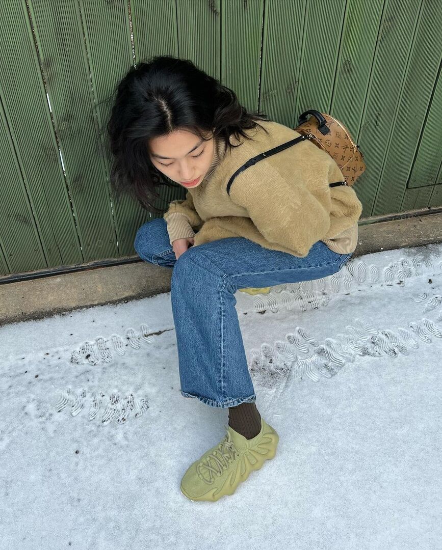 hoeyon jung squid game shoes5