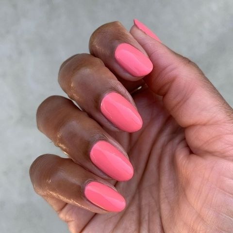 pink nails