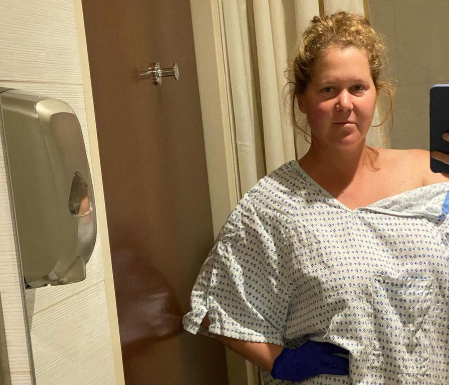 amy schumer nosokomeio